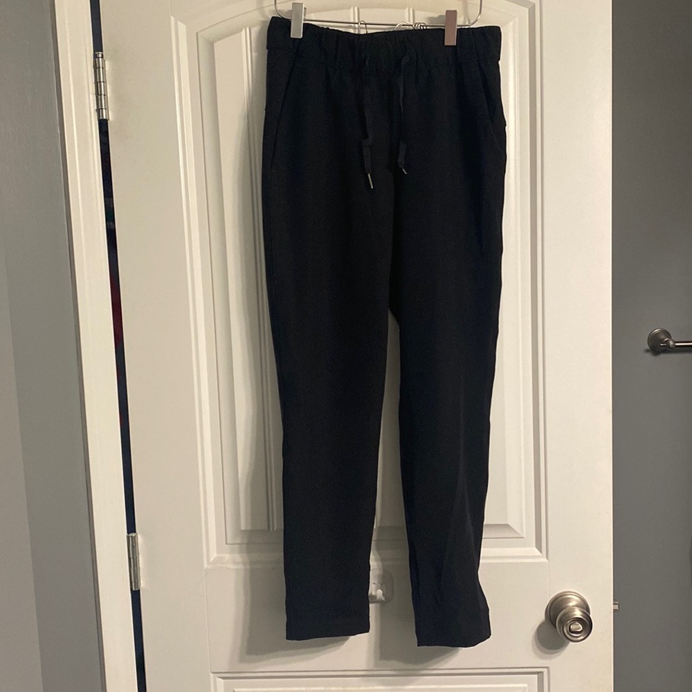 Lululemon On the Fly 7/8 pants